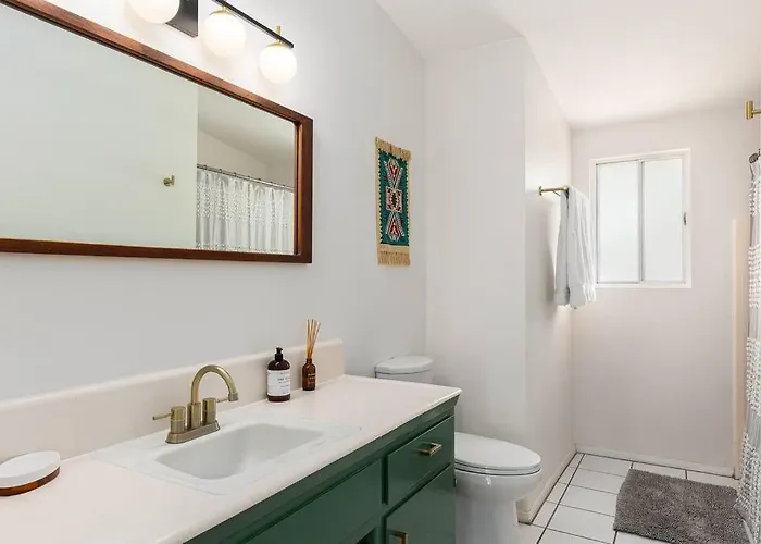 Stylish Mid-century Oasis With Pool Сasa de vacaciones Tucson